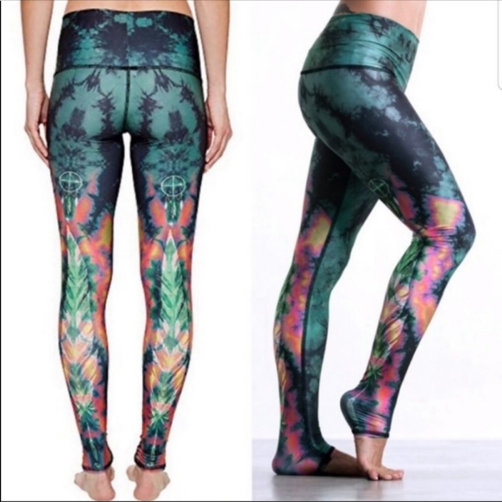 Teeki eagle feather leggings